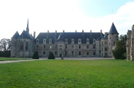 Chateau de Lapalisse (3).JPG