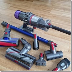 Dyson V11