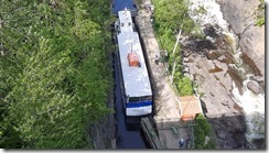 _Schiff im Kanal 03
