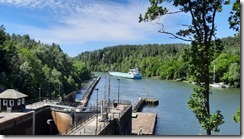 Schiff in der Schleuse_18 (1) (39) (640x360)